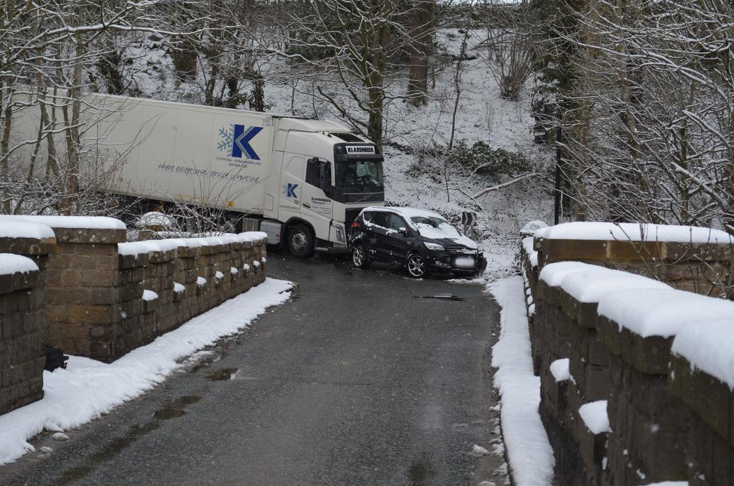 NO GO: There were problems on the Abbey Bridge after a car bumped the structure