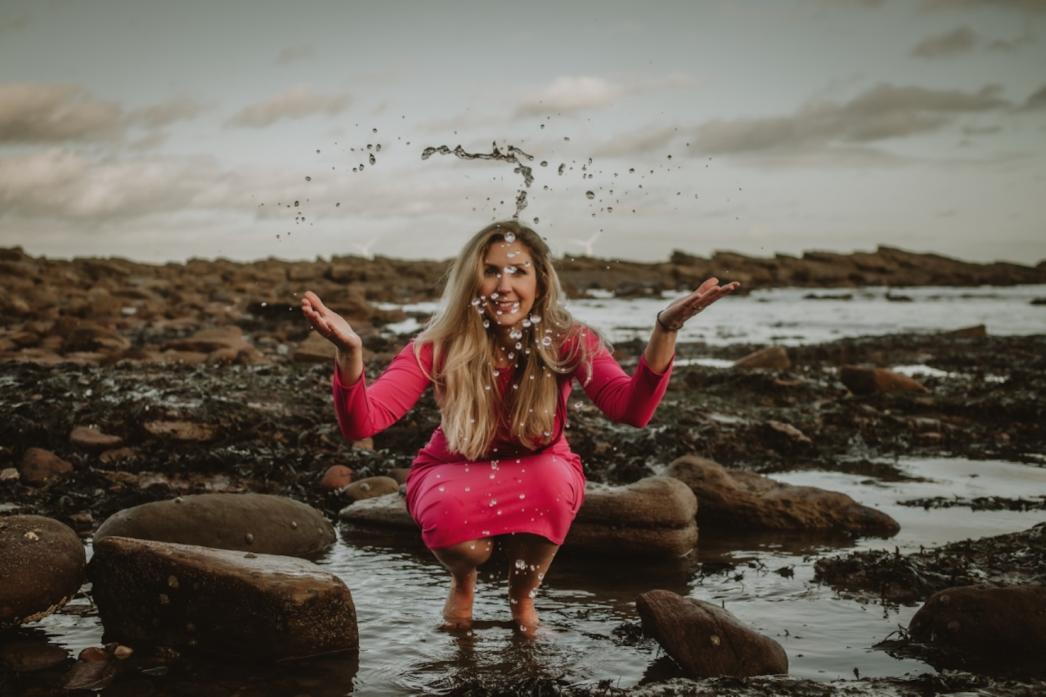 MAKING A SPLASH: Katie Doherty and the Navigators will perform at Mickleton Village Hall on Saturday, May 21 Pic: Jules Williams Photography