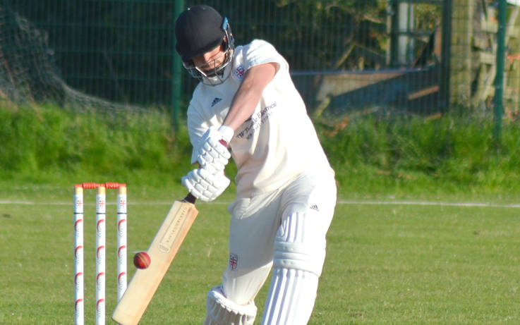 Records hit for six as Barney second XI chase down 347
